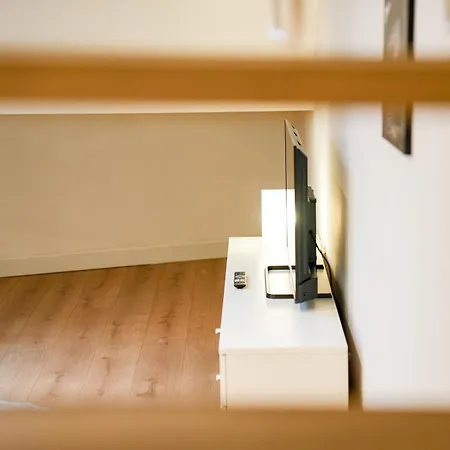 Apartment Friendly 1br & 1lr Apt, 15 Min Walk To Center Gent